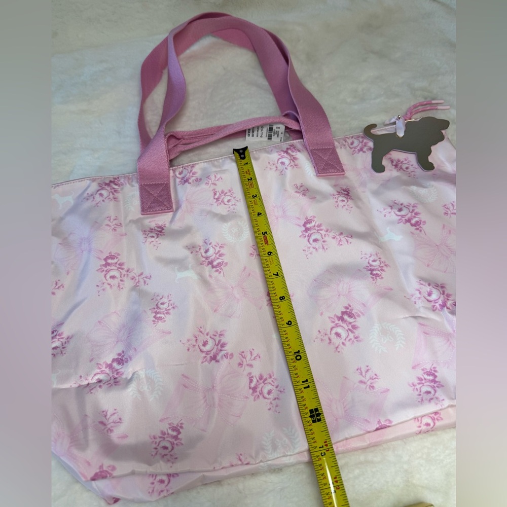 PINK x LoveShackFancy Tote Bag - Picture 13 of 16